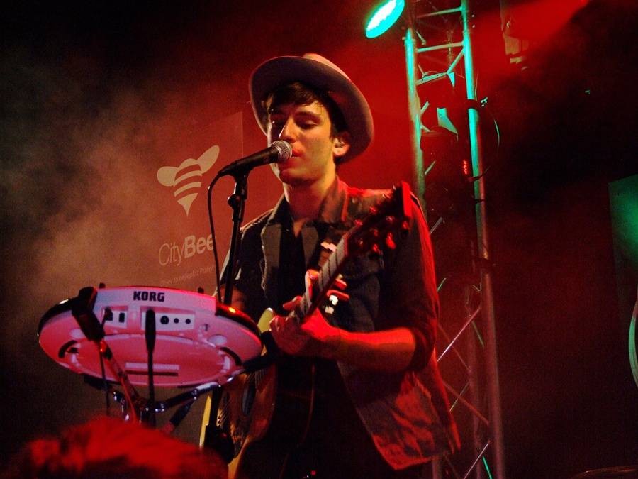 Voxela poslalo publikum do háje, v La Loce hráli i Sebastian a Light & Love