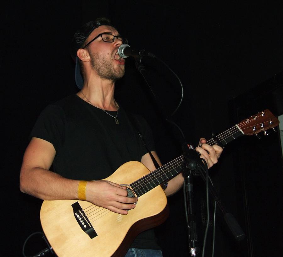 Voxela poslalo publikum do háje, v La Loce hráli i Sebastian a Light & Love