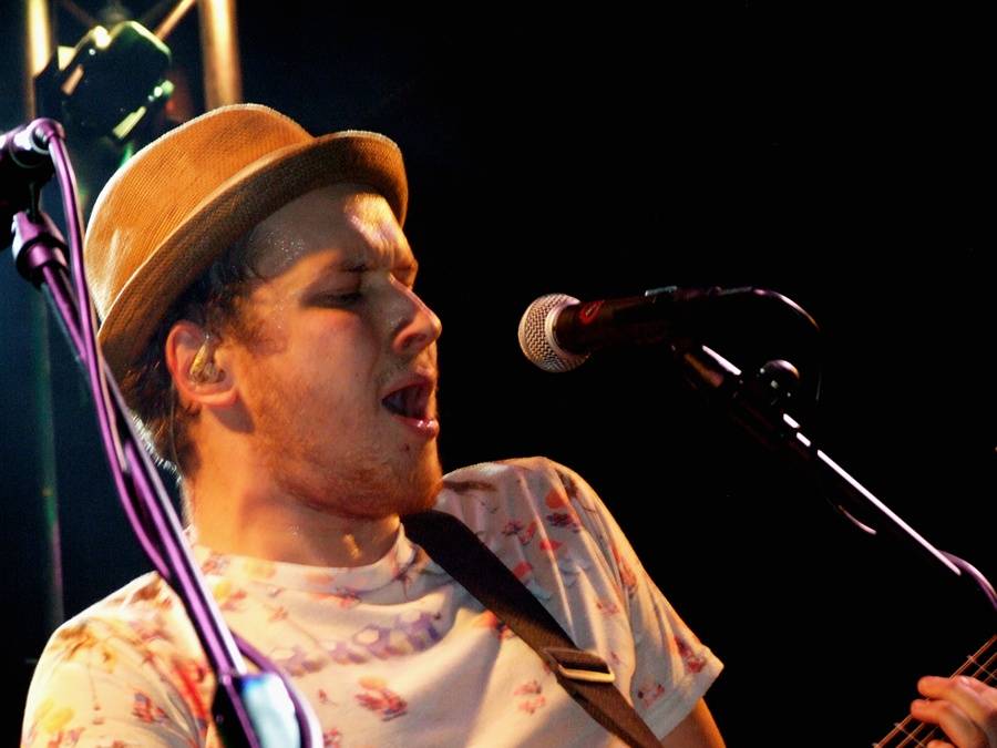 Voxela poslalo publikum do háje, v La Loce hráli i Sebastian a Light & Love