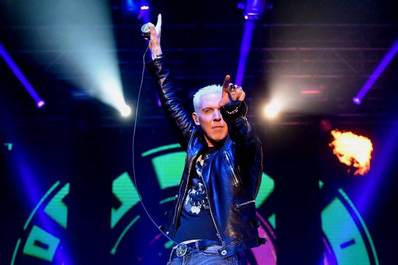 Ohnivý Scooter se vrátil do Prahy