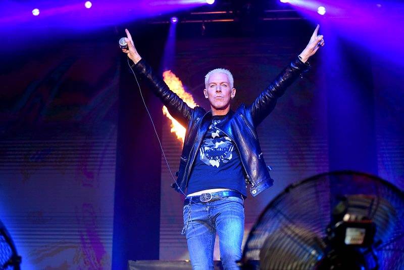 Ohnivý Scooter se vrátil do Prahy