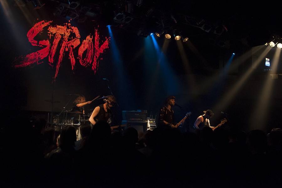 Stroy vyšvihli v Lucerna Music Baru show hodnou velikánů