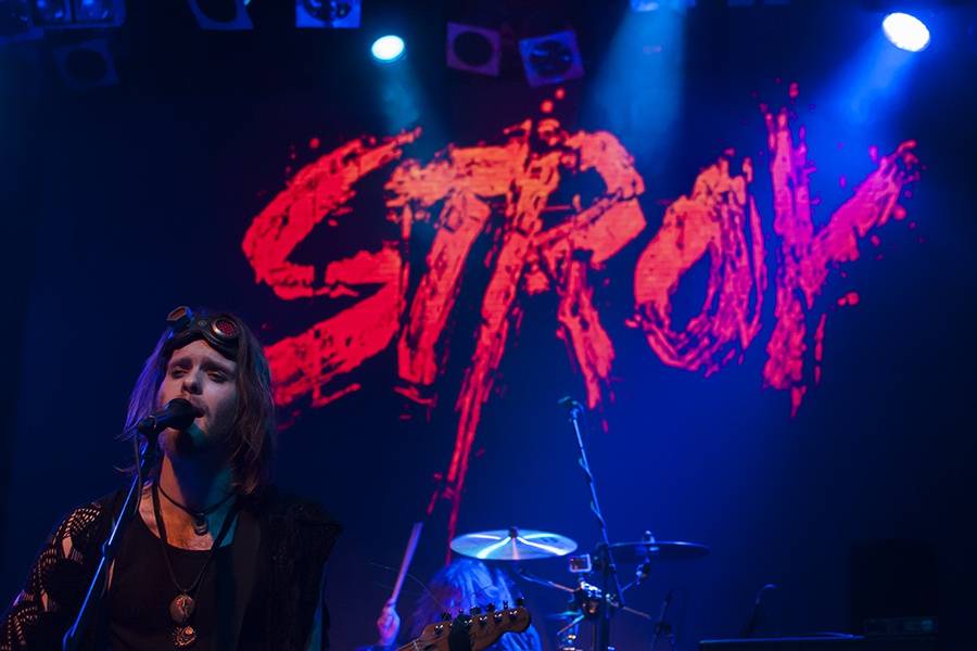 Stroy vyšvihli v Lucerna Music Baru show hodnou velikánů