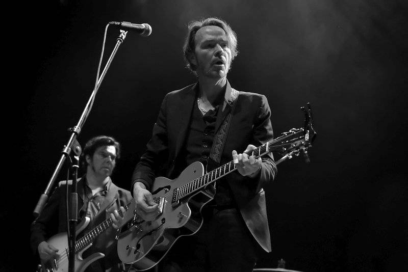 Po boku Nicka Cavea procestoval celý svět, nyní zahrál Hugo Race v Praze