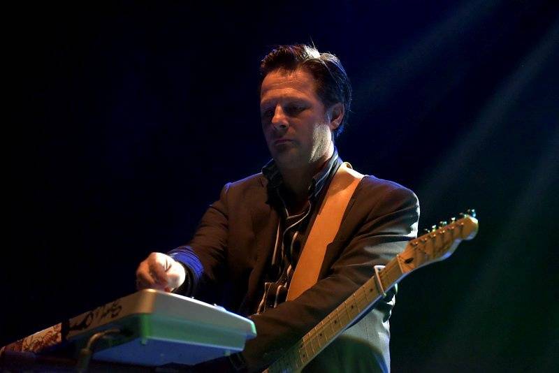 Po boku Nicka Cavea procestoval celý svět, nyní zahrál Hugo Race v Praze