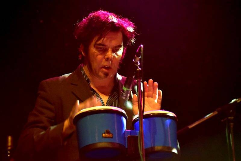 Po boku Nicka Cavea procestoval celý svět, nyní zahrál Hugo Race v Praze