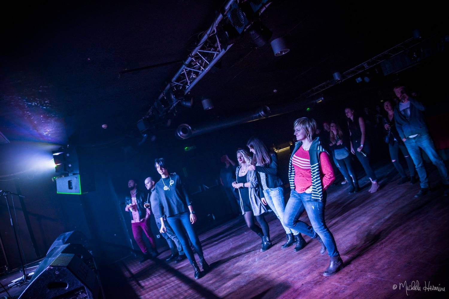 Než vsadí Rituály na černou, zahráli v Praze