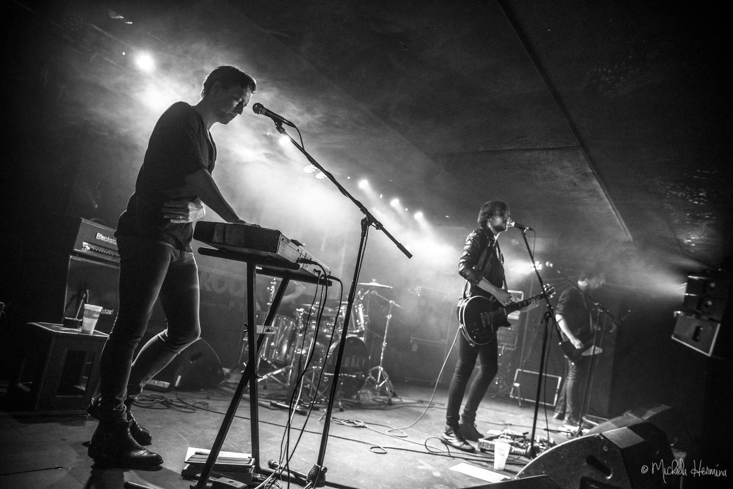 Než vsadí Rituály na černou, zahráli v Praze