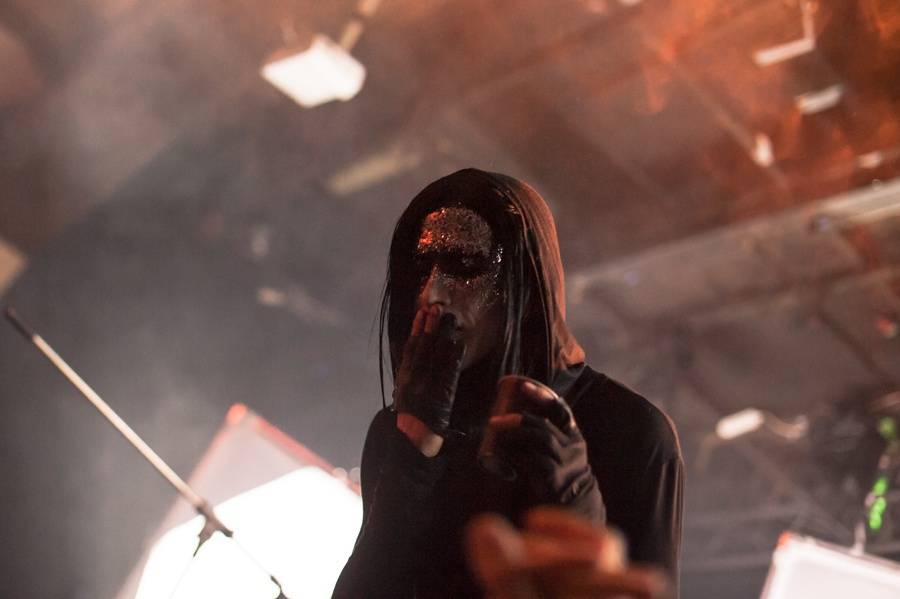 IAMX v Roxy: nová deska, skvělý setlist a narvaný klub