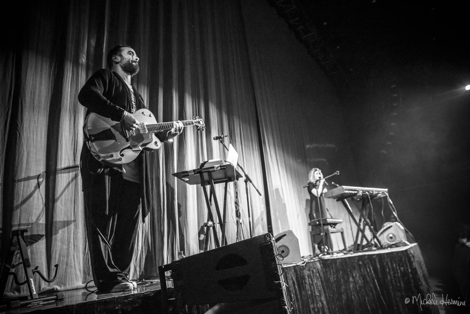 Zaz s písněmi o Paříži znovu zaplnila Forum Karlín