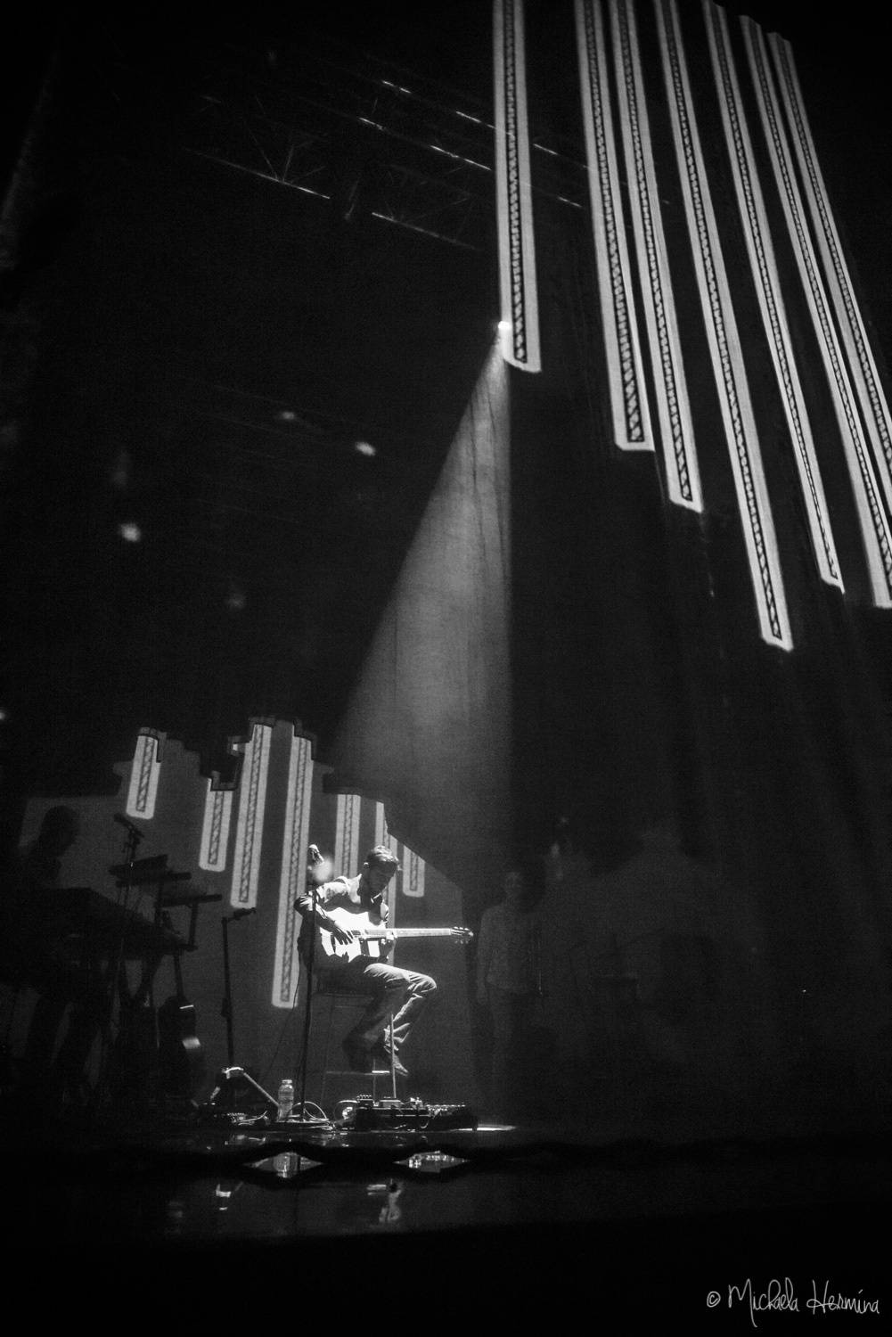 Zaz s písněmi o Paříži znovu zaplnila Forum Karlín