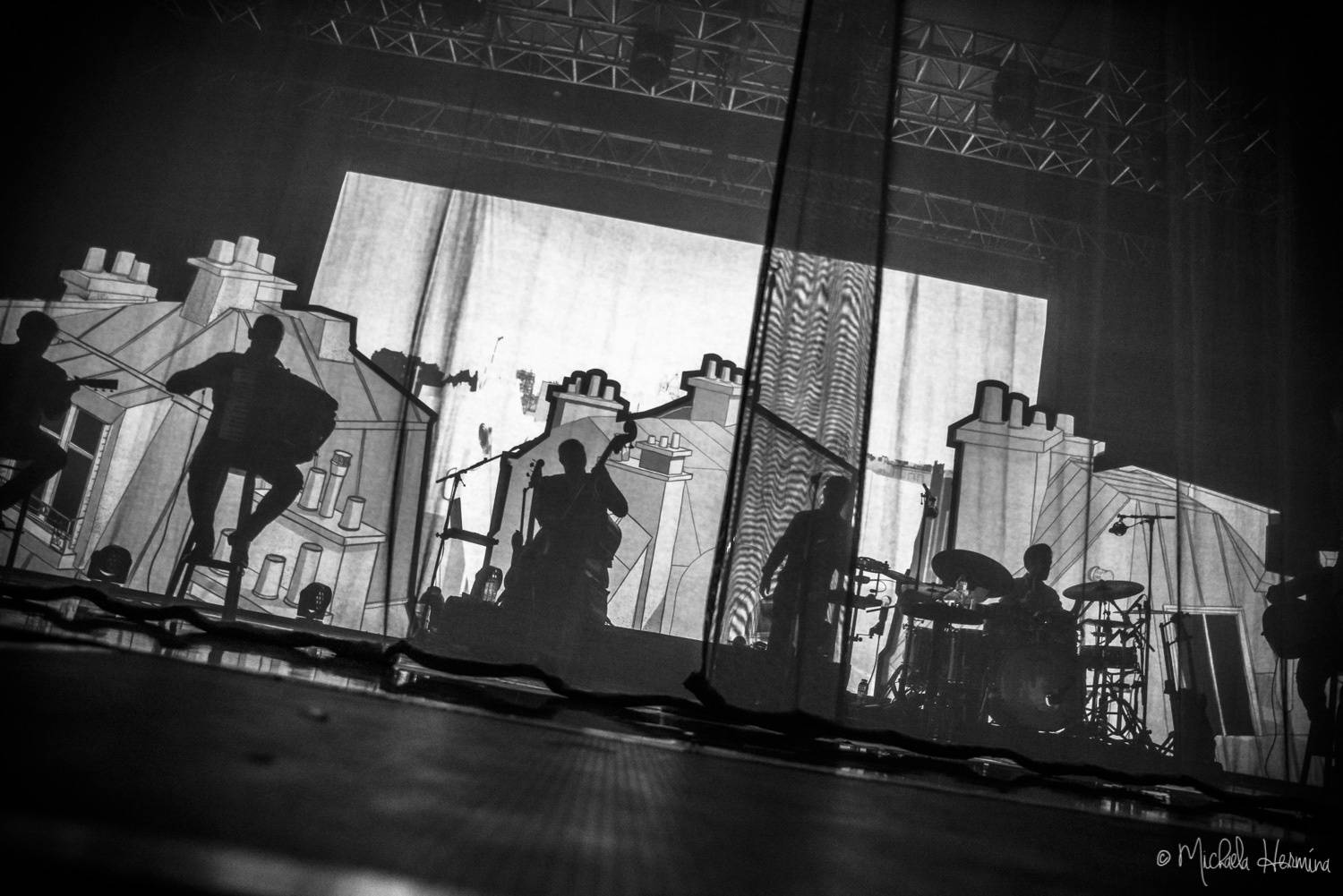 Zaz s písněmi o Paříži znovu zaplnila Forum Karlín