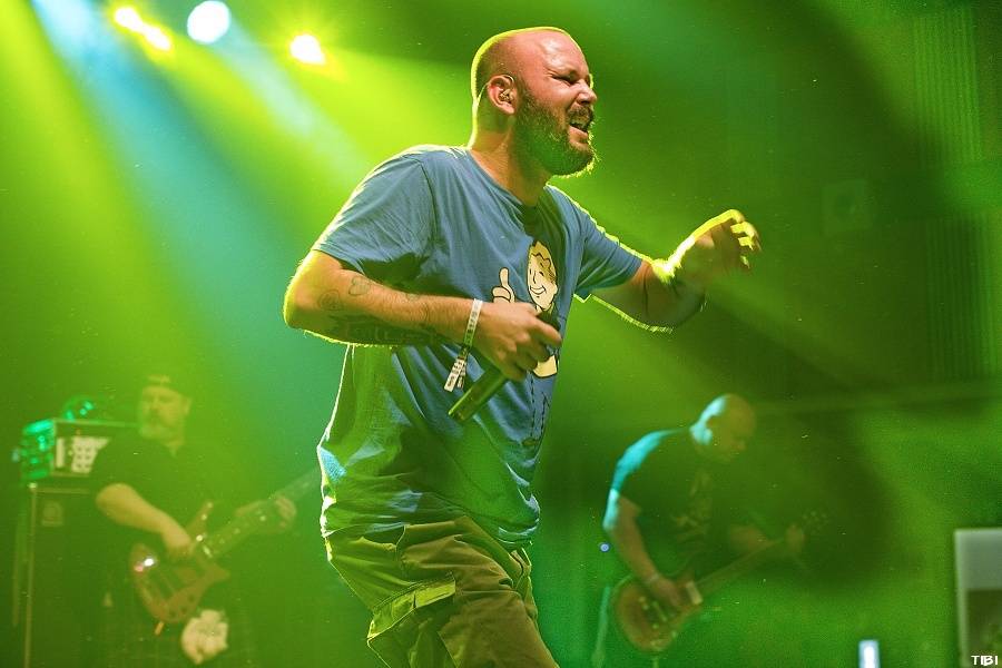 České Budějovice rozpálil Dead End Festival, hráli Locomotive, X-Core i Kurtizány z 25. Avenue