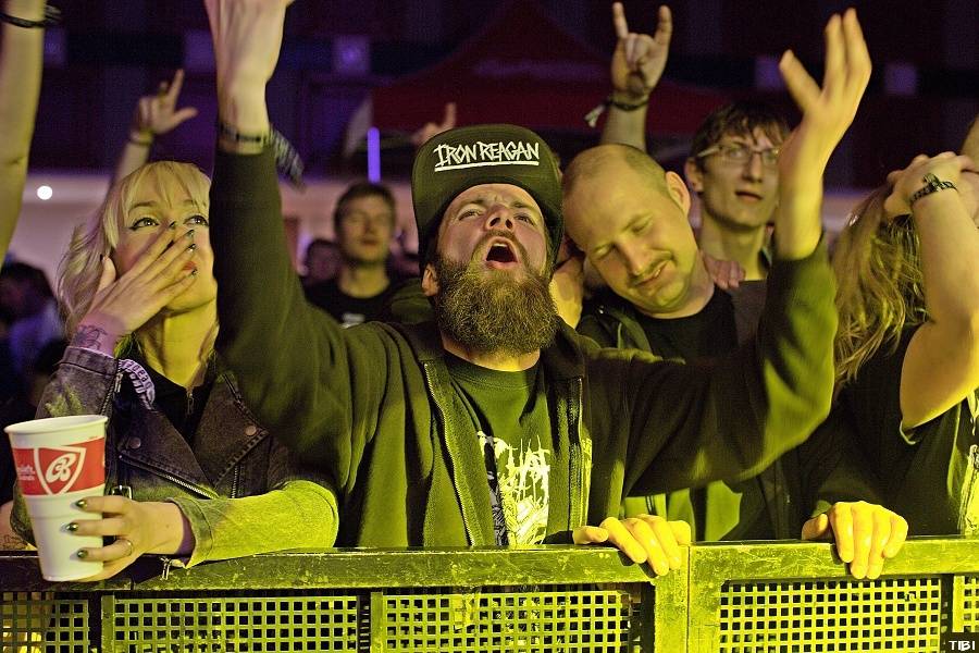 České Budějovice rozpálil Dead End Festival, hráli Locomotive, X-Core i Kurtizány z 25. Avenue