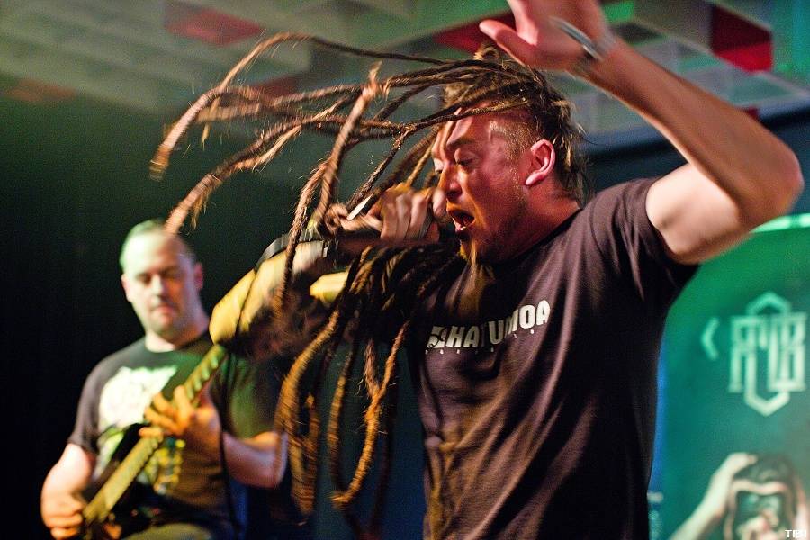 České Budějovice rozpálil Dead End Festival, hráli Locomotive, X-Core i Kurtizány z 25. Avenue