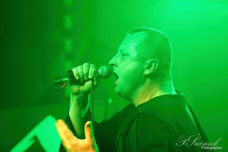 Traktor zaparkoval svou smršť v Ostravě 