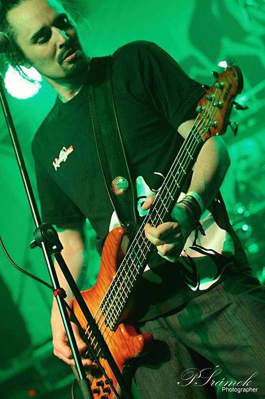 Traktor zaparkoval svou smršť v Ostravě 