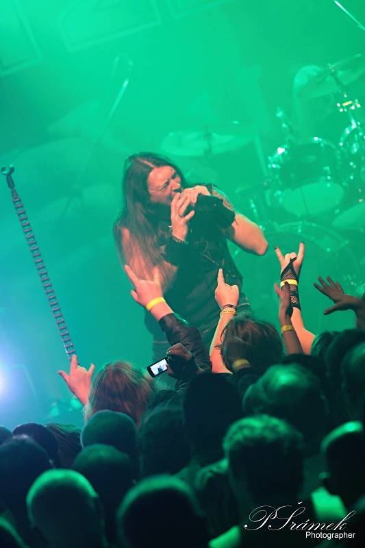 Traktor zaparkoval svou smršť v Ostravě 