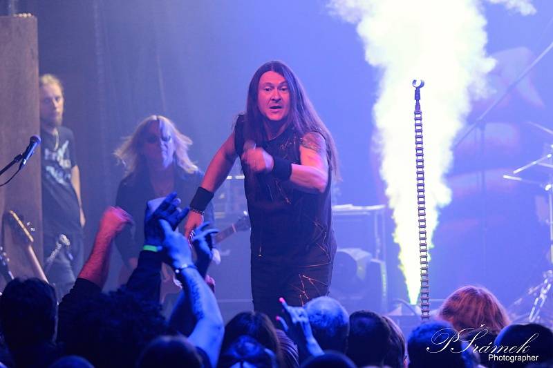 Traktor zaparkoval svou smršť v Ostravě 