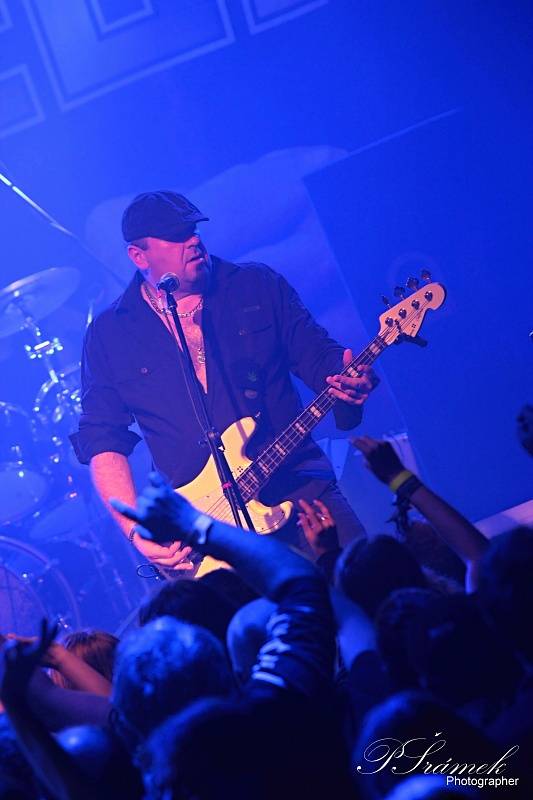 Traktor zaparkoval svou smršť v Ostravě 