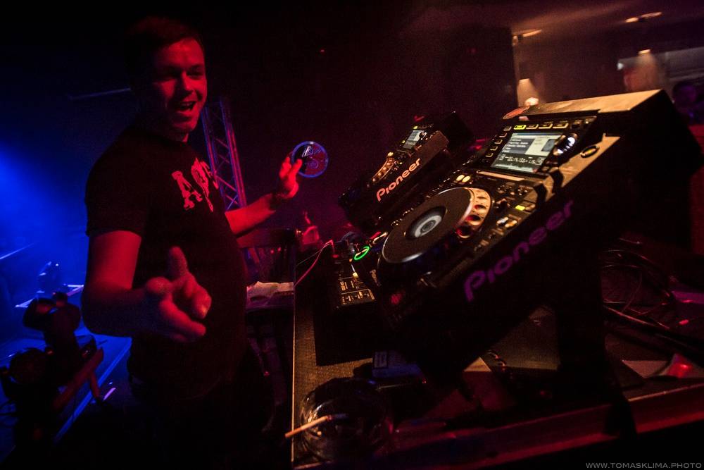 Wohnout dvakrát vyprodali pražskou Retro Music Hall