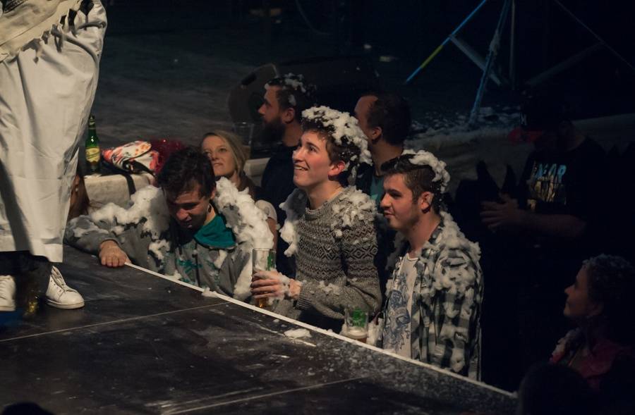 Kapitán Demo vystrojil v Roxy Vánoce jak hajzl