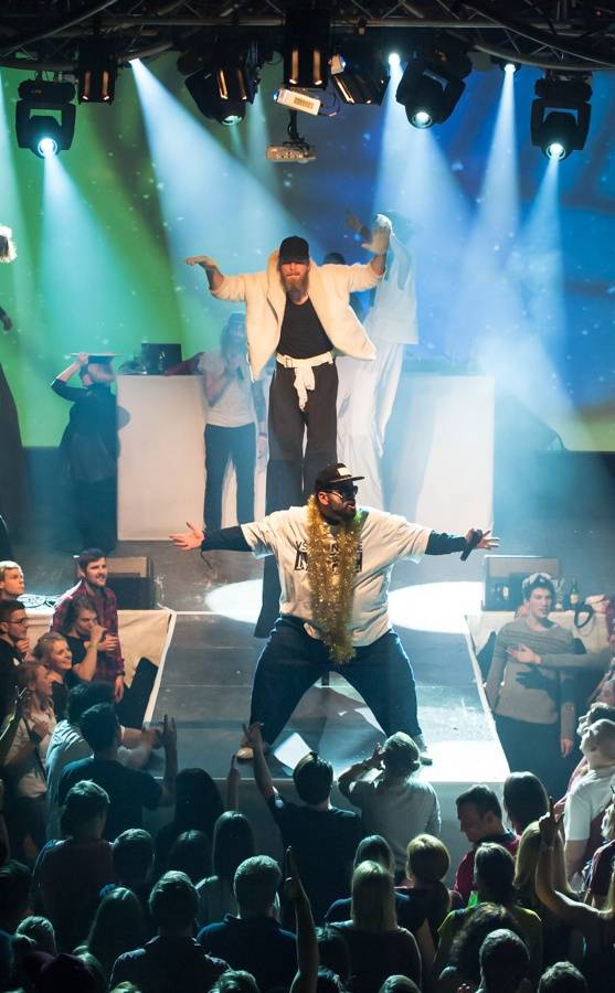 Kapitán Demo vystrojil v Roxy Vánoce jak hajzl