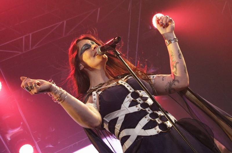 Nightwish přivezli z Finska ohnivou show i novou zpěvačku