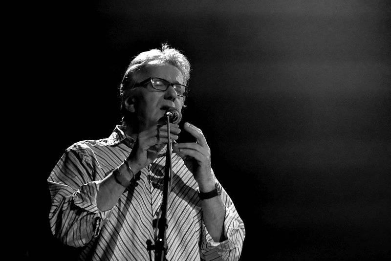 Sbohem, Juniore! Garage, Michal Ambrož a další se loučili s hudební agenturou