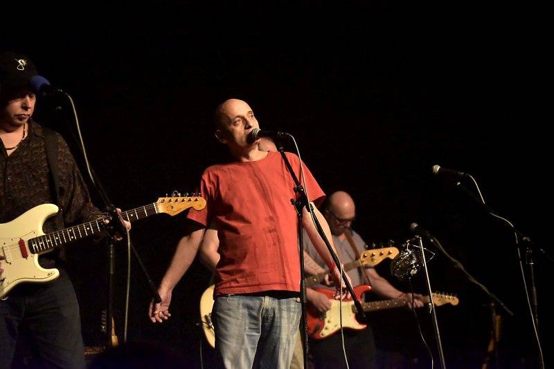 Sbohem, Juniore! Garage, Michal Ambrož a další se loučili s hudební agenturou