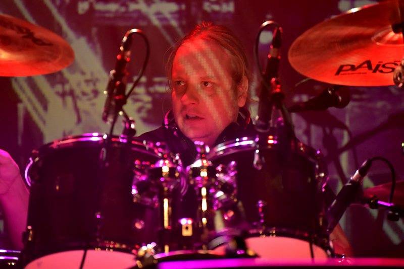 Sbohem, Juniore! Garage, Michal Ambrož a další se loučili s hudební agenturou