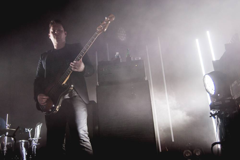 Editors uchvátili fanoušky v natřískaném klubu Roxy