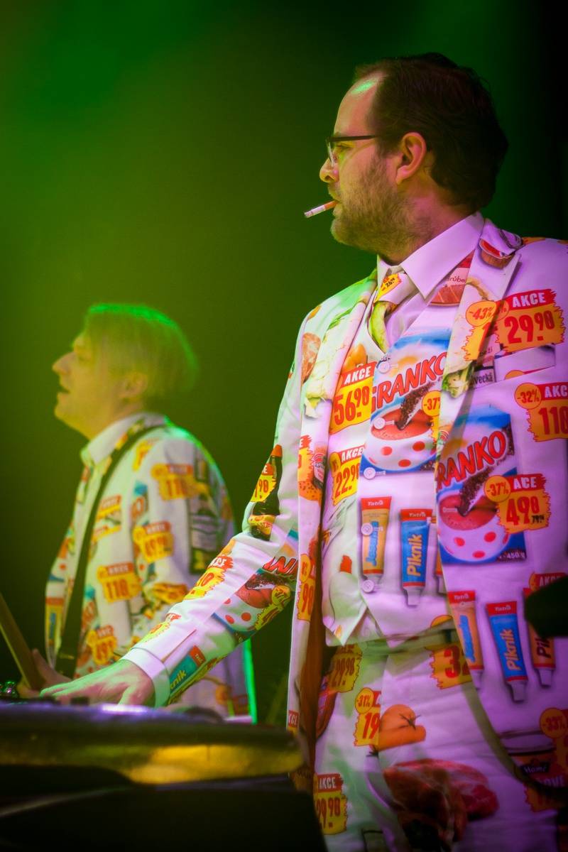 Monkey Business i s Nafrněnou Barborou Polákovou rozvášnili Lucerna Music Bar