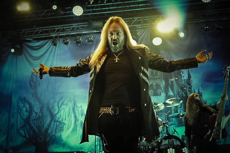 Hity HammerFall duněly Pardubicemi