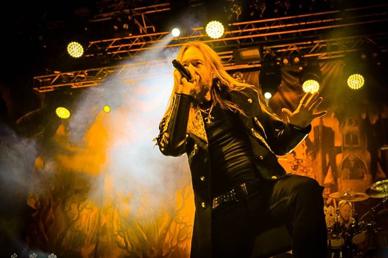 Hity HammerFall duněly Pardubicemi