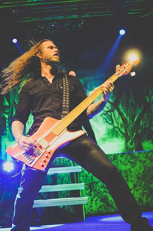 Hity HammerFall duněly Pardubicemi