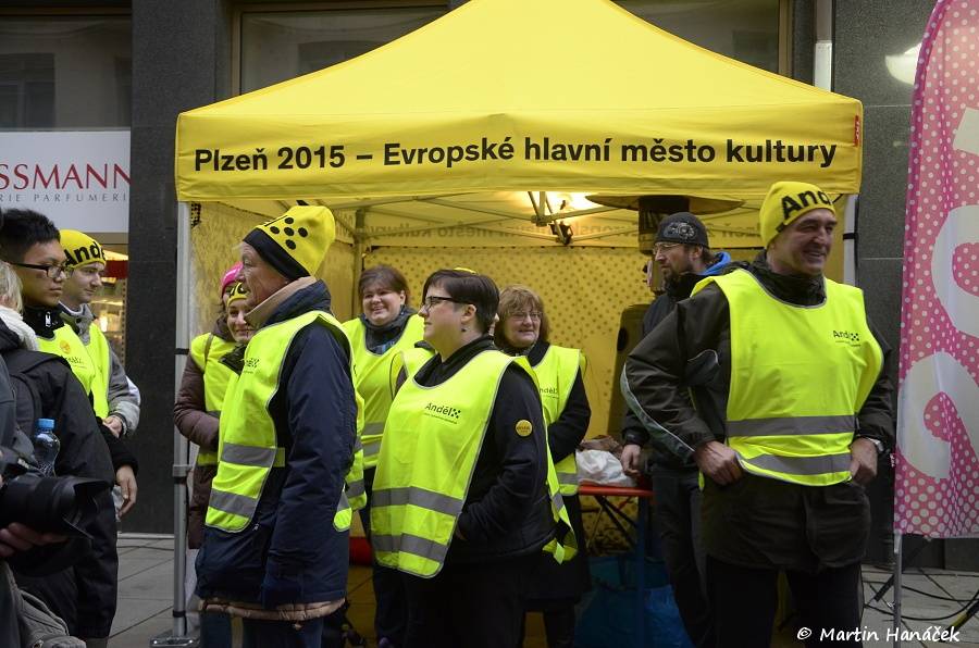 Plzeň se loučila s projektem Evropské hlavní město kultury. Nejdelším fotoalbem i snowboardovou show
