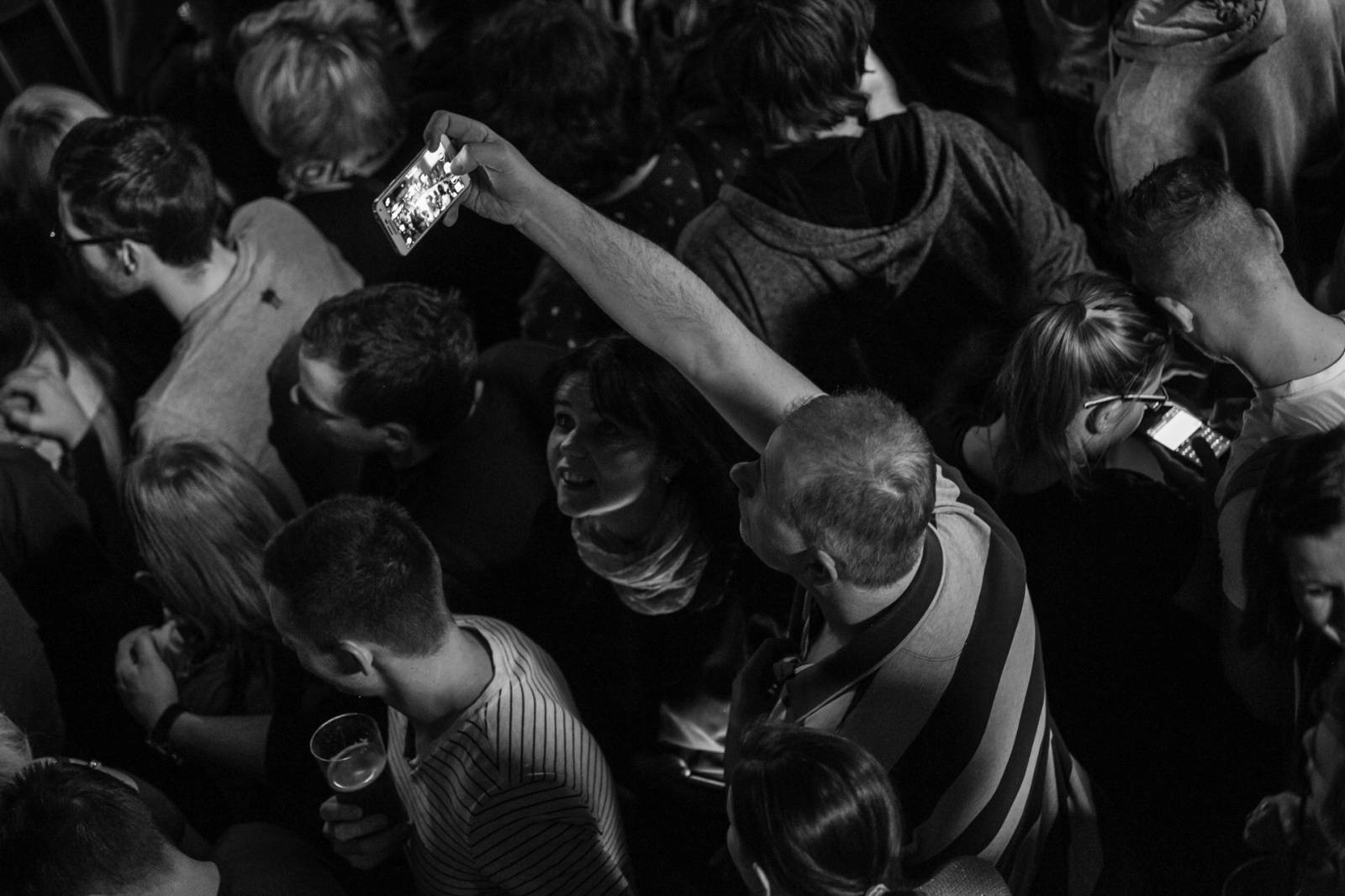 Jelen zakončil turné v Praze, Lucerna Music Bar praskal ve švech