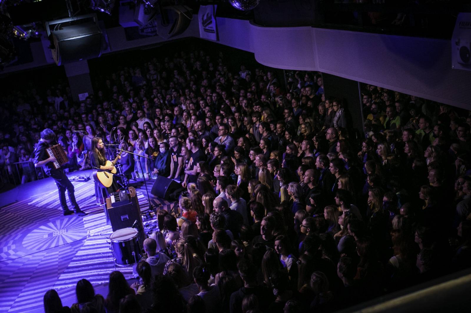 Jelen zakončil turné v Praze, Lucerna Music Bar praskal ve švech