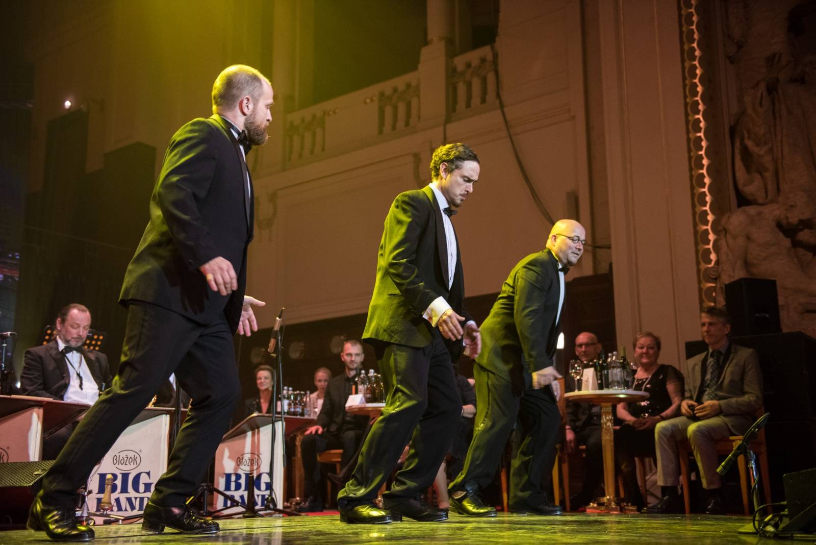 Frank Sinatra by slavil 100 let, poctu mu vzdali Felix Slováček, Tereza Černochová a další