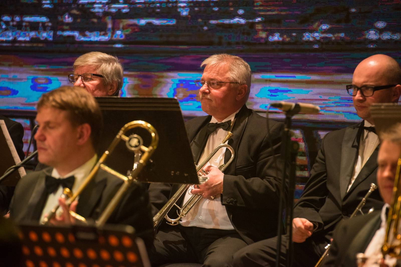 Frank Sinatra by slavil 100 let, poctu mu vzdali Felix Slováček, Tereza Černochová a další