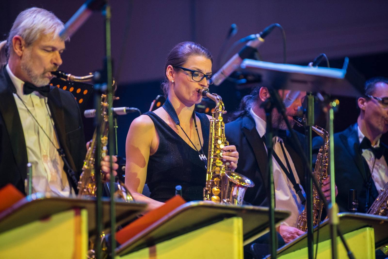 Frank Sinatra by slavil 100 let, poctu mu vzdali Felix Slováček, Tereza Černochová a další