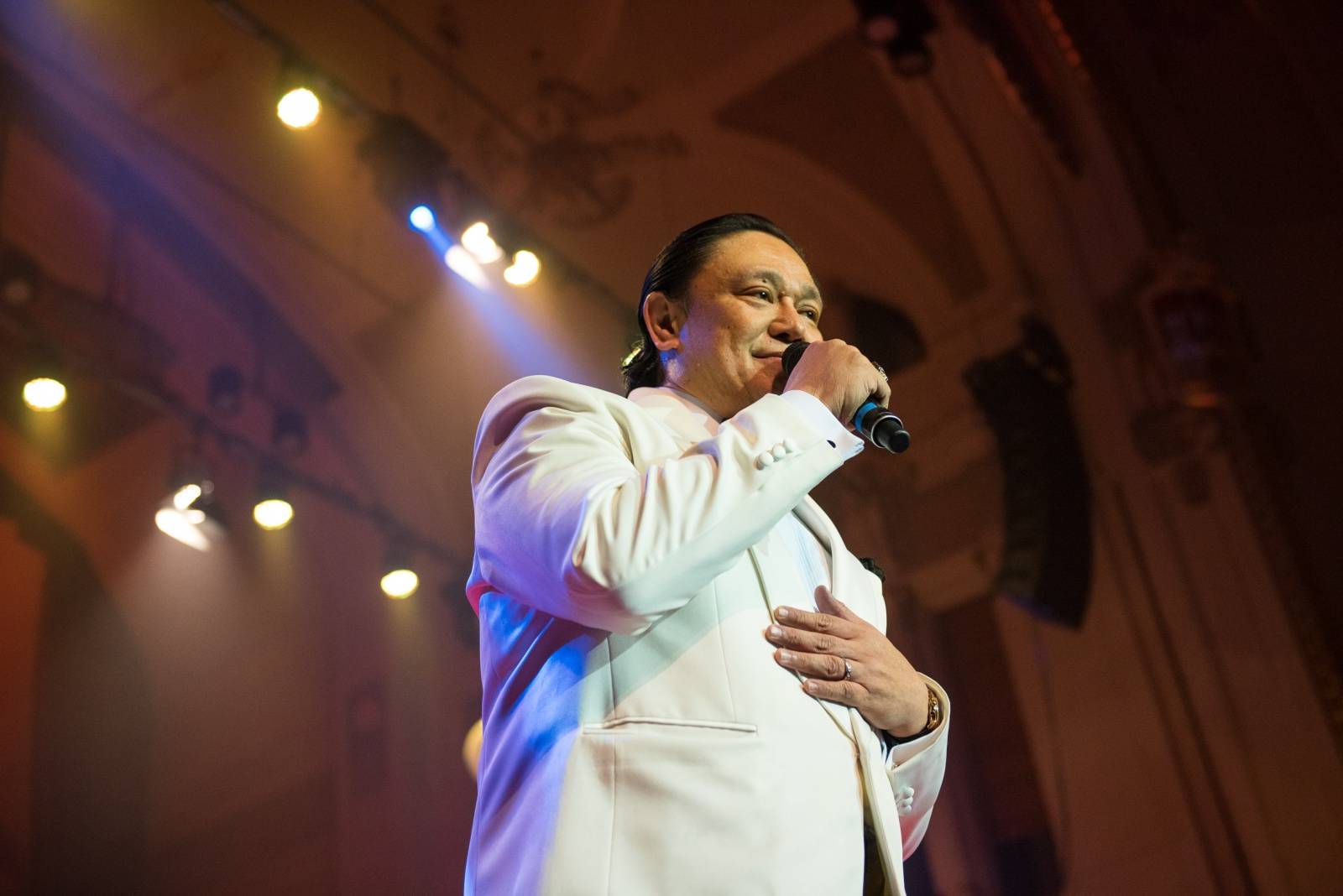 Frank Sinatra by slavil 100 let, poctu mu vzdali Felix Slováček, Tereza Černochová a další