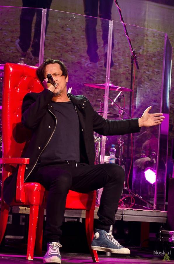 S Chinaski zpíval ve Foru Karlín i fanoušek Jakub