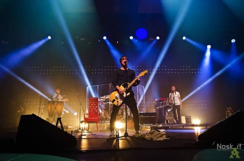 S Chinaski zpíval ve Foru Karlín i fanoušek Jakub