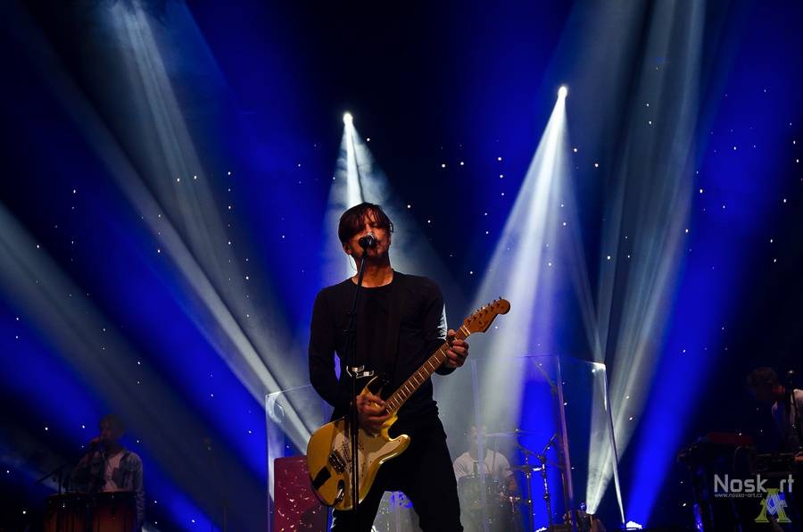 S Chinaski zpíval ve Foru Karlín i fanoušek Jakub