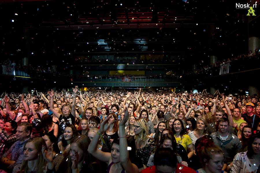 S Chinaski zpíval ve Foru Karlín i fanoušek Jakub