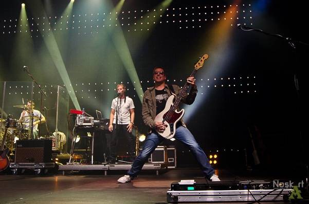 S Chinaski zpíval ve Foru Karlín i fanoušek Jakub