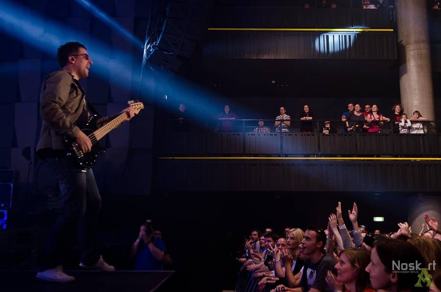 S Chinaski zpíval ve Foru Karlín i fanoušek Jakub