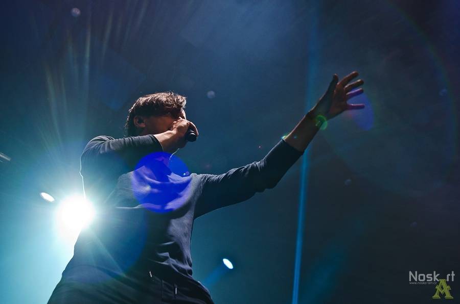 S Chinaski zpíval ve Foru Karlín i fanoušek Jakub